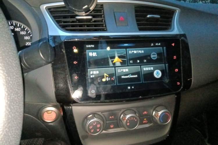 Used Nissan Sylphy 2019 1.6XV CVT Smart Connect Luxury Edition China VI Standard Audio And AC Panel