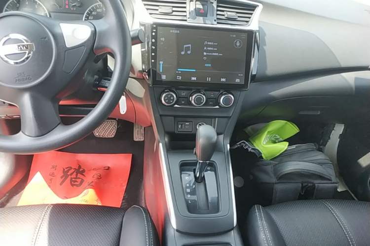 Used Nissan Sylphy 2019 Classic 1.6XE CVT Comfort Edition Audio And AC Panel