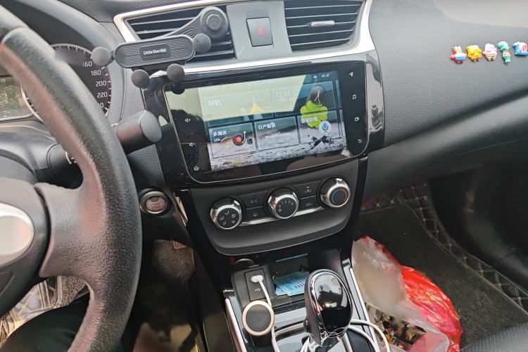 Used Nissan Sylphy 2019 1.6XV CVT Smart Connect Luxury Edition China VI Standard Audio And AC Panel