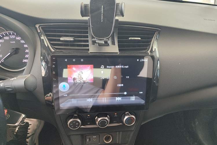 Used Nissan Sylphy 2019 Classic 1.6XE CVT Comfort Edition Audio And AC Panel