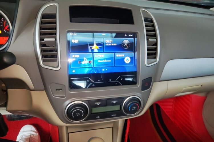 Used Nissan Sylphy 2019 Classic 1.6XE+ CVT Smart Connect Luxury Edition Audio And AC Panel