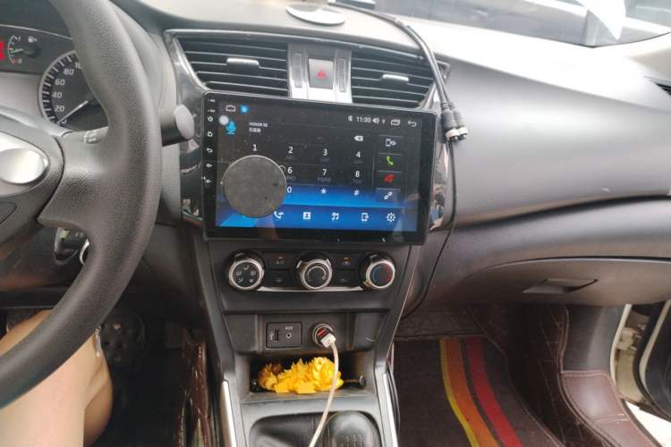Used Nissan Sylphy 2019 Classic 1.6XE Manual Comfort Edition Audio And AC Panel