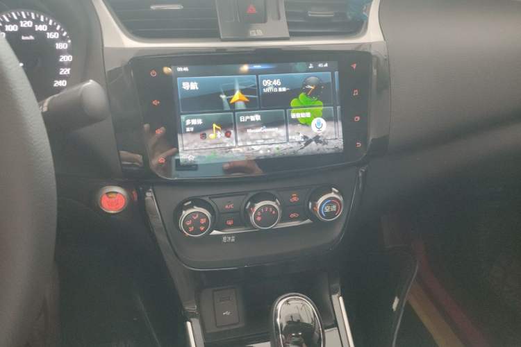 Used Nissan Sylphy 2019 1.6XV CVT Smart Connect Luxury Edition China VI Standard Audio And AC Panel