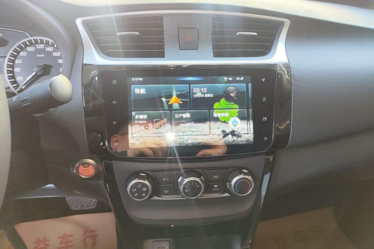 Used Nissan Sylphy 2019 1.6XV CVT Smart Connect Luxury Edition China VI Standard Audio And AC Panel