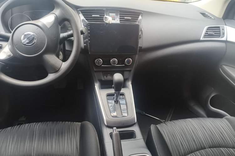 Used Nissan Sylphy 2019 Classic 1.6XE CVT Comfort Edition Audio And AC Panel