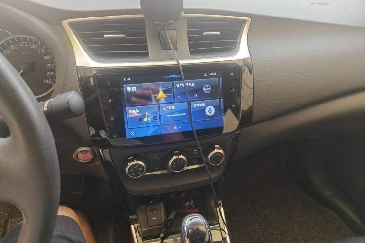 Used Nissan Sylphy 2019 1.6XV CVT Smart Connect Luxury Edition China VI Standard Audio And AC Panel