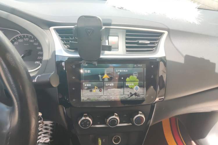Used Nissan Sylphy 2019 Classic 1.6XL CVT Luxury Edition Audio And AC Panel