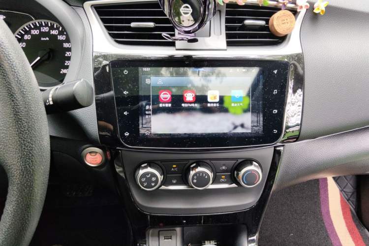Used Nissan Sylphy 2019 1.6XV CVT Smart Connect Luxury Edition China VI Standard Audio And AC Panel
