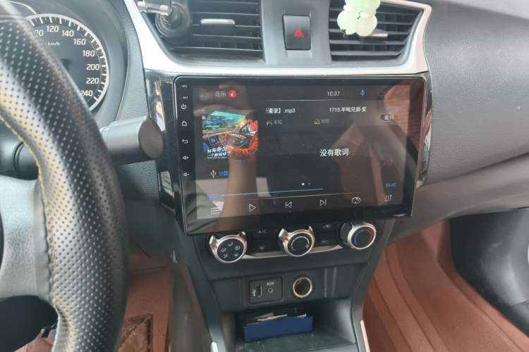 Used Nissan Sylphy 2019 Classic 1.6XE Manual Comfort Edition Audio And AC Panel