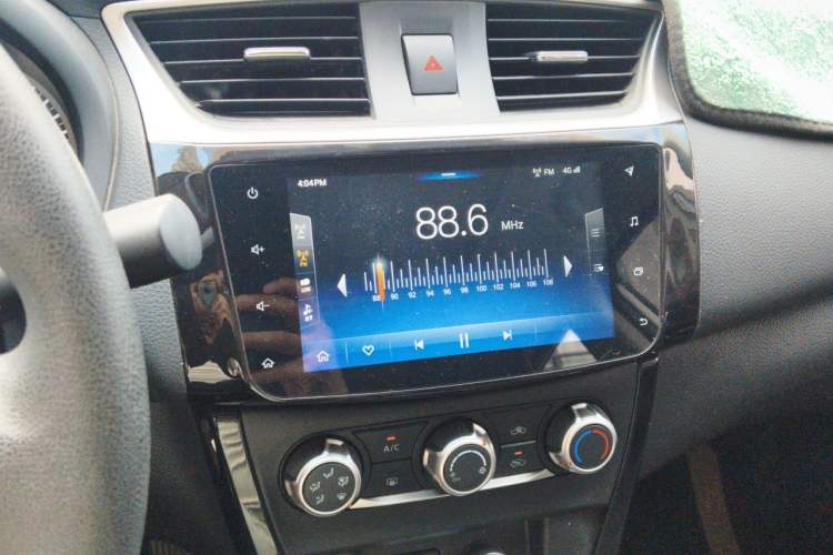 Used Nissan Sylphy 2019 Classic 1.6XL CVT Luxury Edition Audio And AC Panel
