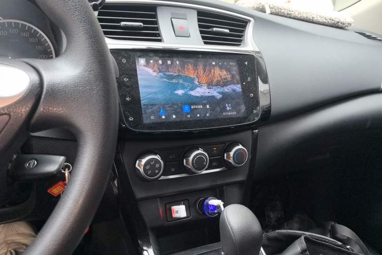 Used Nissan Sylphy 2019 Classic 1.6XL CVT Luxury Edition Audio And AC Panel