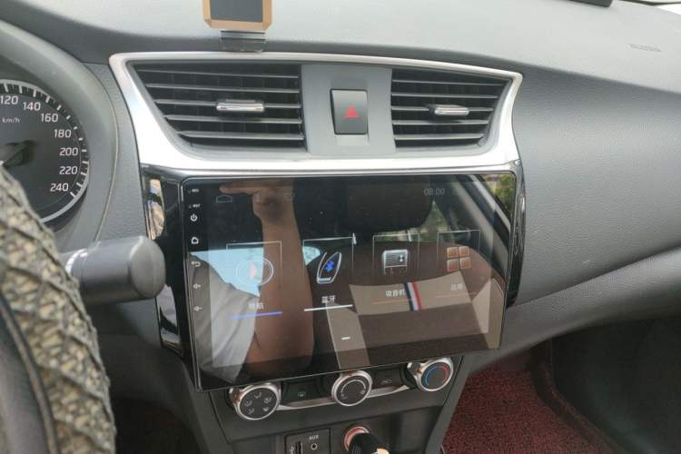 Used Nissan Sylphy 2019 Classic 1.6XE CVT Comfort Edition Audio And AC Panel