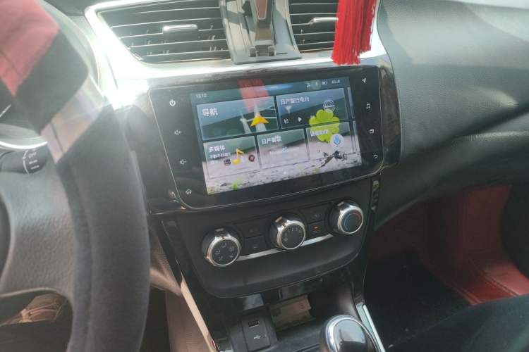 Used Nissan Sylphy 2019 1.6XV CVT Smart Connect Luxury Edition China VI Standard Audio And AC Panel