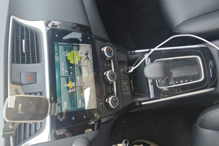Used Nissan Sylphy 2019 Classic 1.6XL CVT Luxury Edition Audio And AC Panel