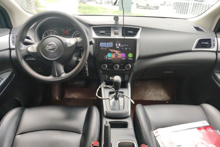 Used Nissan Sylphy 2019 Classic 1.6XL CVT Luxury Edition Center Console