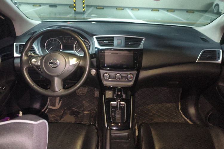 Used Nissan Sylphy 2019 1.6XV CVT Smart Connect Luxury Edition China V Standard Center Console