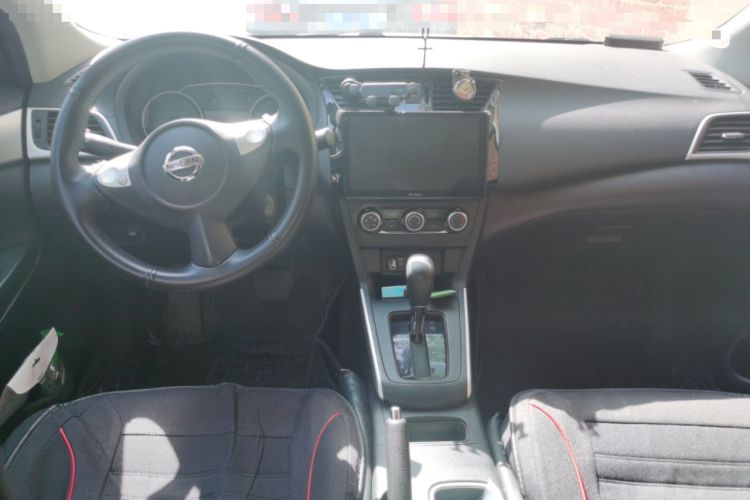 Used Nissan Sylphy 2019 Classic 1.6XE CVT Comfort Edition Center Console