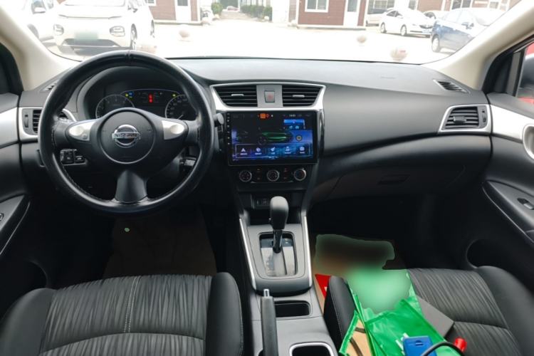 Used Nissan Sylphy 2019 Classic 1.6XE CVT Comfort Edition Center Console