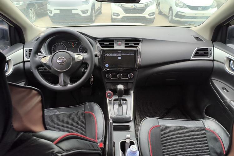Used Nissan Sylphy 2019 Classic 1.6XE CVT Comfort Edition Center Console