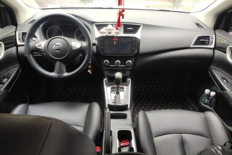 Used Nissan Sylphy 2019 Classic 1.6XL CVT Luxury Edition Center Console