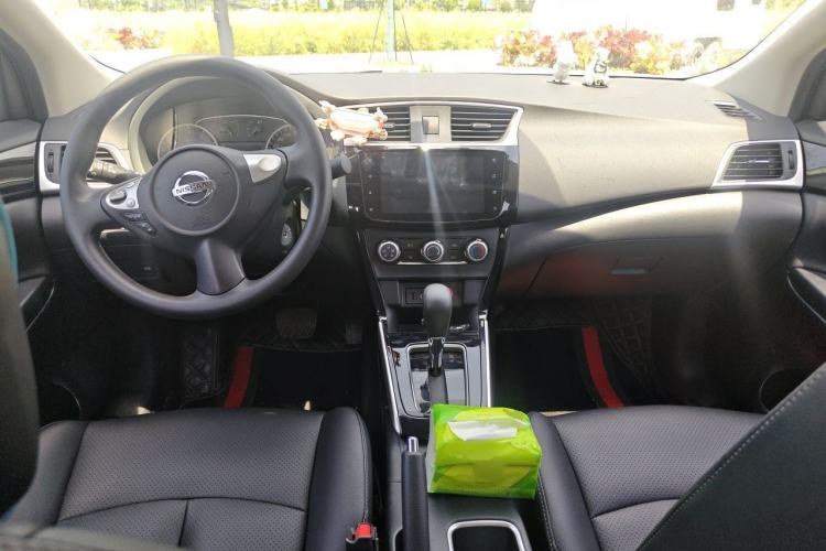 Used Nissan Sylphy 2019 Classic 1.6XL CVT Luxury Edition Center Console