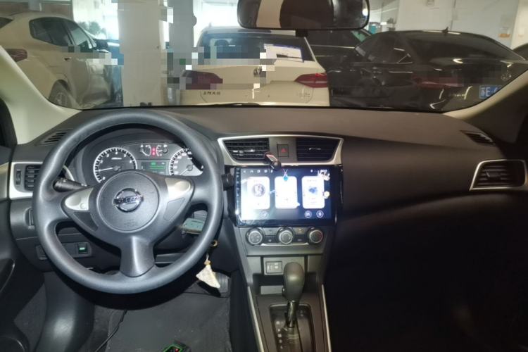 Used Nissan Sylphy 2019 Classic 1.6XE CVT Comfort Edition Center Console