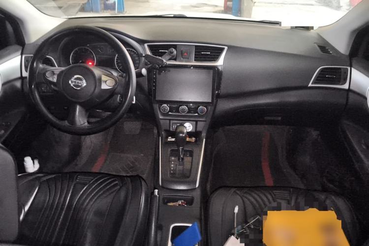 Used Nissan Sylphy 2019 Classic 1.6XE CVT Comfort Edition Center Console