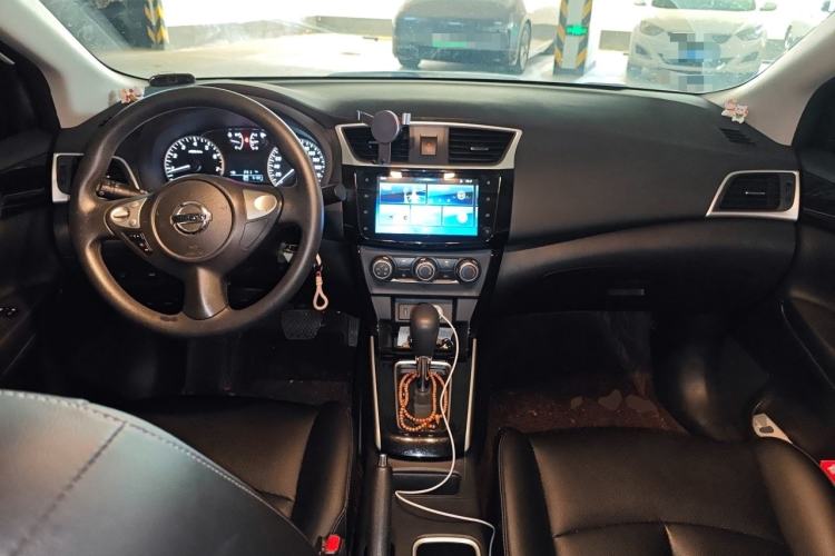 Used Nissan Sylphy 2019 Classic 1.6XL CVT Luxury Edition Center Console