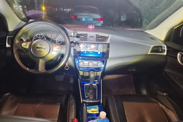 Used Nissan Sylphy 2019 Classic 1.6XL CVT Luxury Edition Center Console