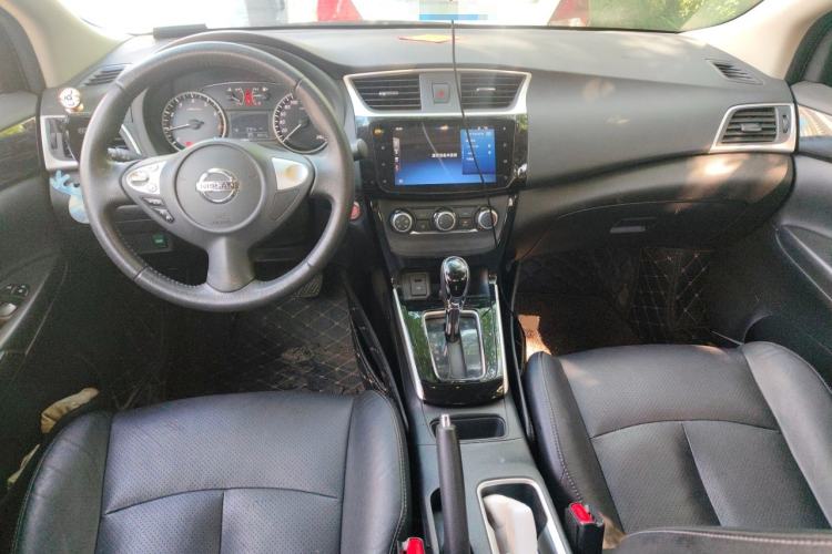 Used Nissan Sylphy 2019 1.6XV CVT Smart Connect Luxury Edition China V Standard Center Console