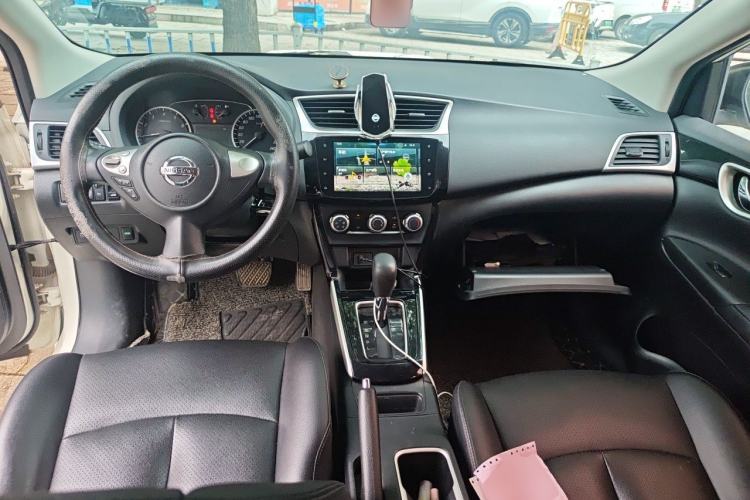Used Nissan Sylphy 2019 Classic 1.6XL CVT Luxury Edition Center Console
