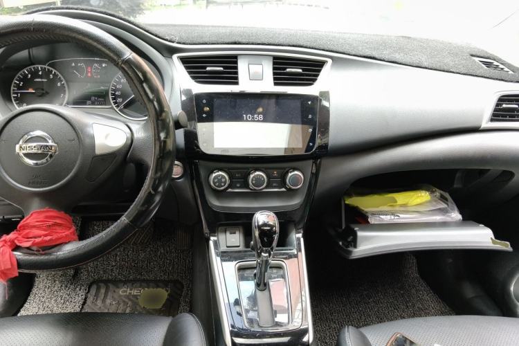 Used Nissan Sylphy 2019 1.6XV CVT Smart Connect Luxury Edition China V Standard Center Console