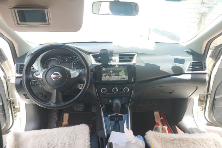 Used Nissan Sylphy 2019 Classic 1.6XL CVT Luxury Edition Center Console