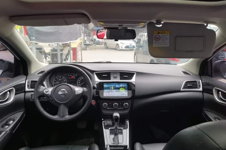 Used Nissan Sylphy 2019 1.6XV CVT Smart Connect Luxury Edition China V Standard Center Console