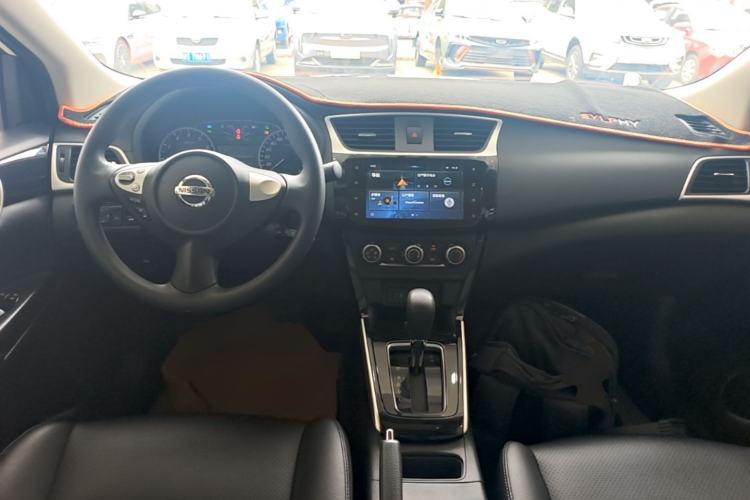 Used Nissan Sylphy 2019 Classic 1.6XL CVT Luxury Edition Center Console