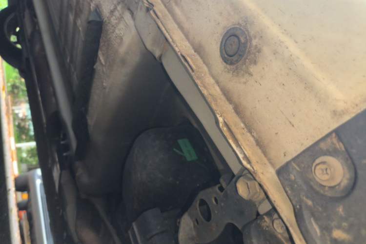 Used Nissan Sylphy 2019 1.6XV CVT Smart Connect Luxury Edition China VI Standard Chassis Rear Left