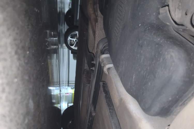 Used Nissan Sylphy 2019 1.6XL Manual Luxury Version China VI Standard Chassis Rear Right