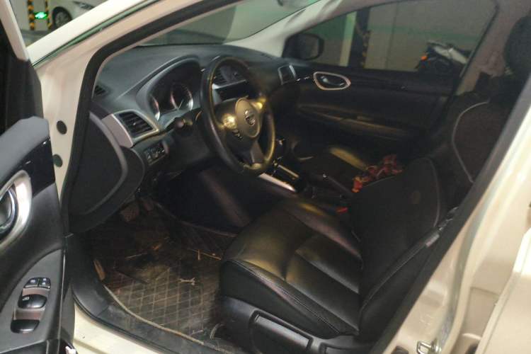 Used Nissan Sylphy 2019 1.6XV CVT Smart Connect Luxury Edition China V Standard Driver Seat