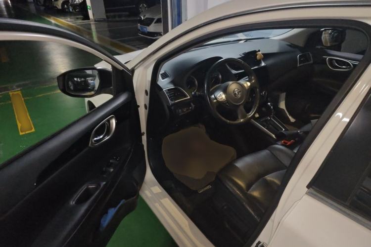 Used Nissan Sylphy 2019 1.6XV CVT Smart Connect Luxury Edition China V Standard Driver Seat