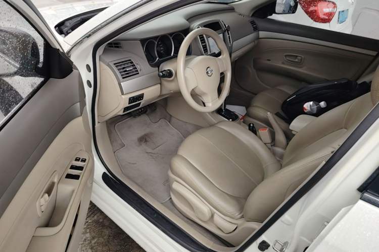 Used Nissan Sylphy 2019 Classic 1.6XE+ CVT SmartConnect Leading Edition Driver Seat