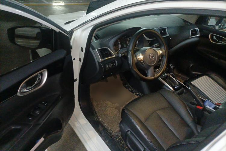 Used Nissan Sylphy 2019 1.6XV CVT Smart Connect Luxury Edition China VI Standard Driver Seat