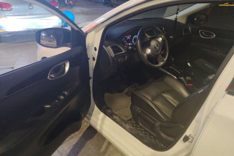 Used Nissan Sylphy 2019 1.6XV CVT Smart Connect Luxury Edition China VI Standard Driver Seat