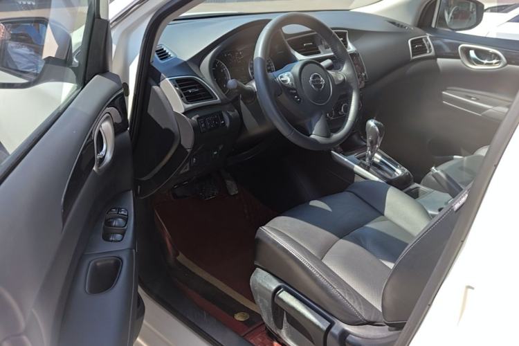 Used Nissan Sylphy 2019 1.6XV CVT Smart Connect Luxury Edition China VI Standard Driver Seat