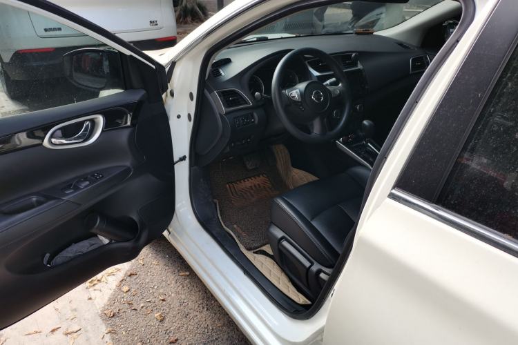 Used Nissan Sylphy 2019 1.6XV CVT Smart Connect Luxury Edition China V Standard Driver Seat