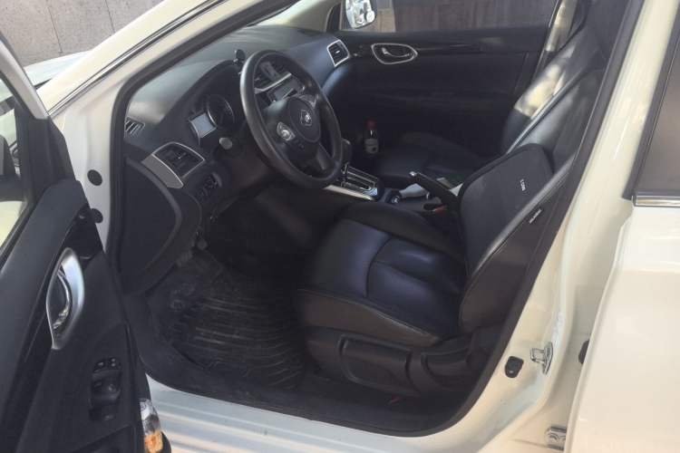 Used Nissan Sylphy 2019 Classic 1.6XE+ CVT Smart Connect Luxury Edition Driver Seat