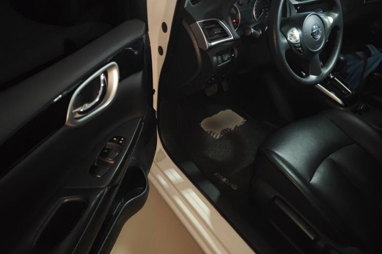 Used Nissan Sylphy 2019 Classic 1.6XL CVT Luxury Edition Driver Seat