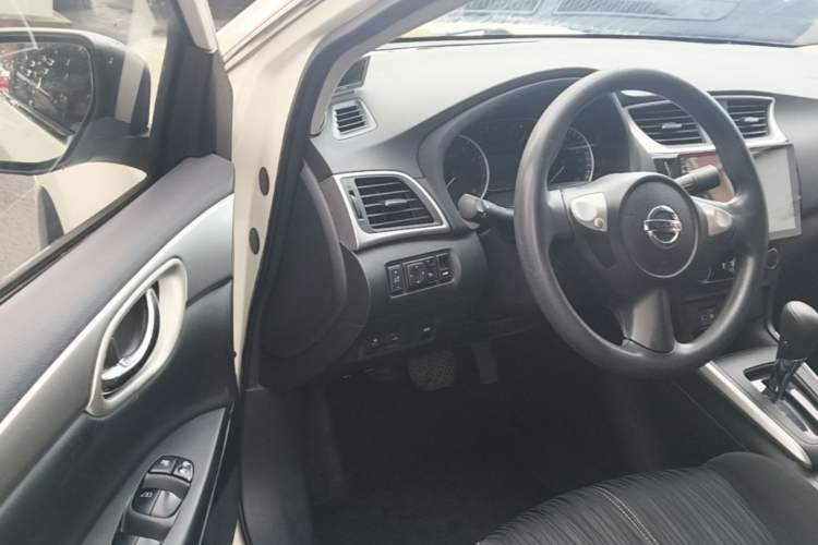 Used Nissan Sylphy 2019 Classic 1.6XE CVT Comfort Edition Driver Seat