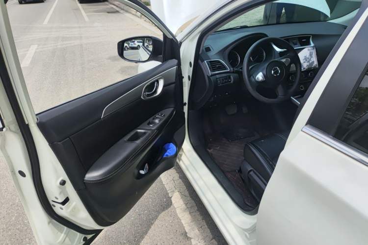 Used Nissan Sylphy 2019 Classic 1.6XE CVT Comfort Edition Driver Seat