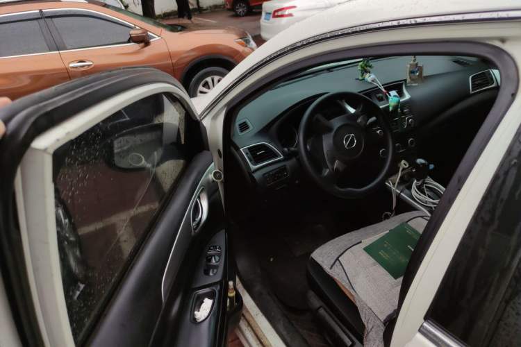Used Nissan Sylphy 2019 Classic 1.6XE CVT Comfort Edition Driver Seat
