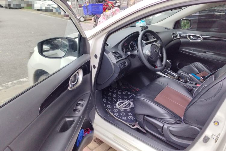 Used Nissan Sylphy 2019 1.6XV CVT Smart Connect Luxury Edition China VI Standard Driver Seat